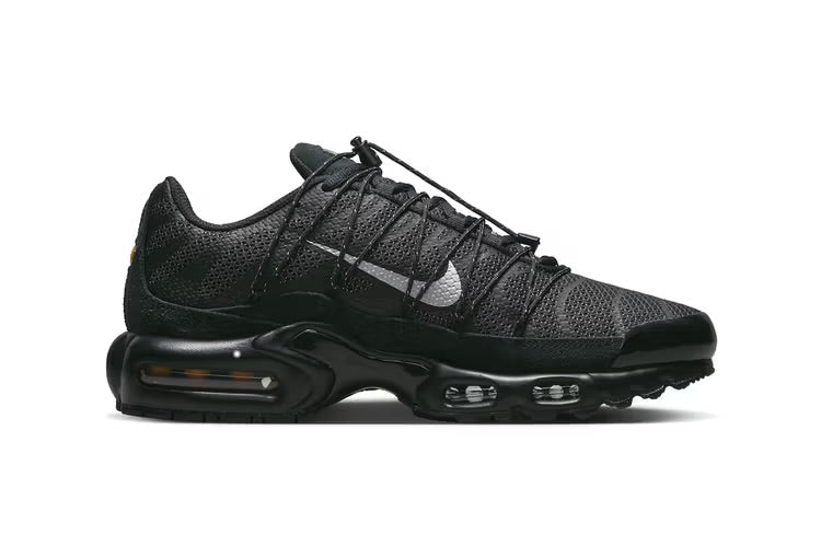 Nike Air Max Plus "Black Reflective" Releases With Toggle Lacing