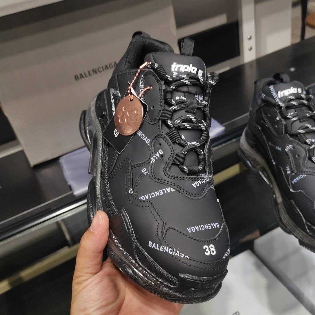 Balenciaga Triple S