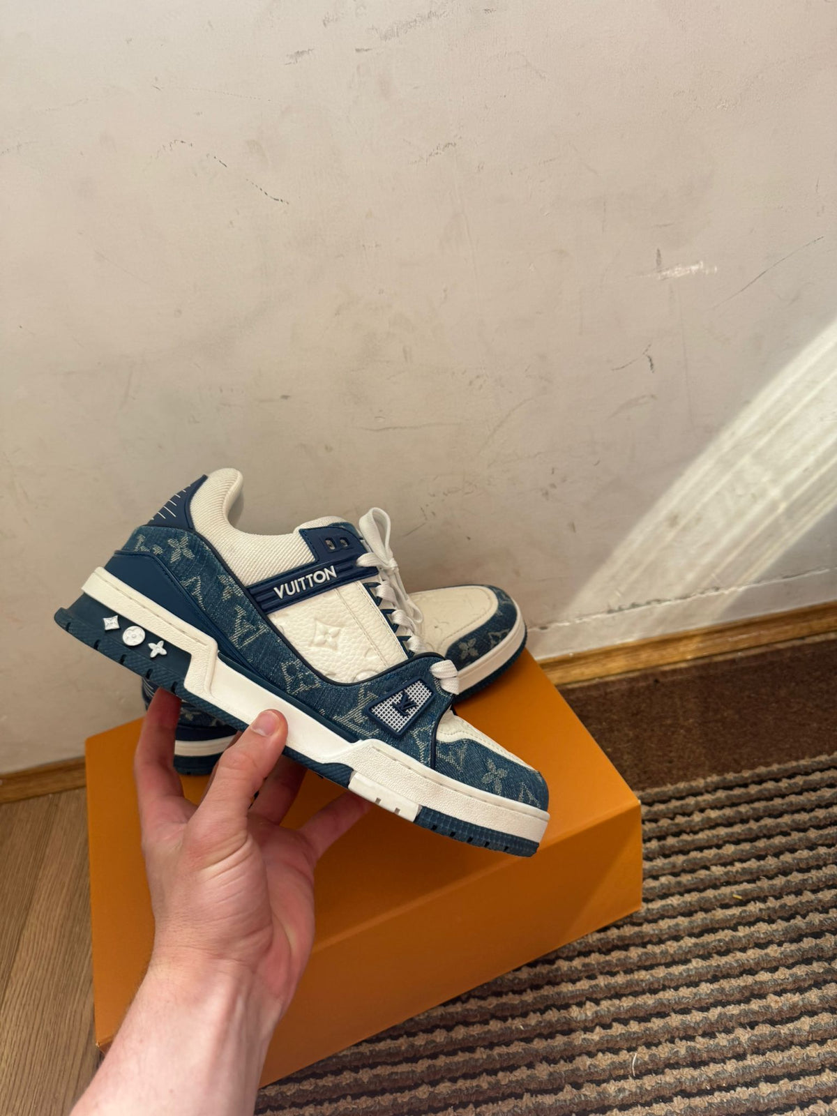 Lv Trainer Broj 44(Odmah dostupno)
