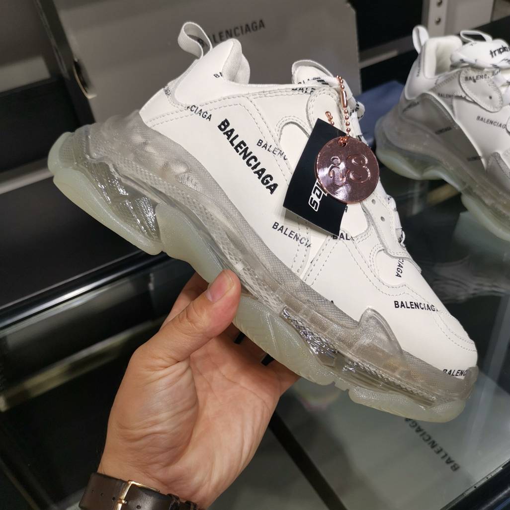 Balenciaga Triple S