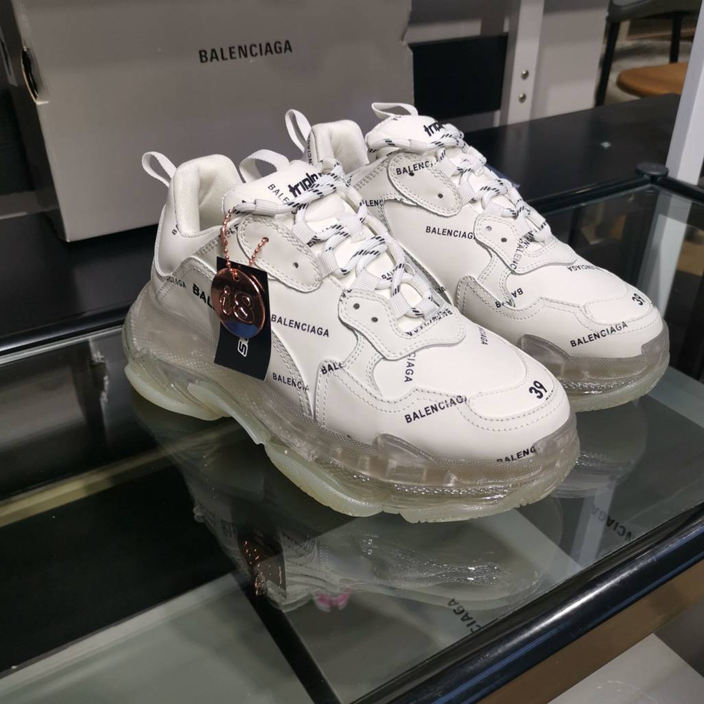 Balenciaga Triple S