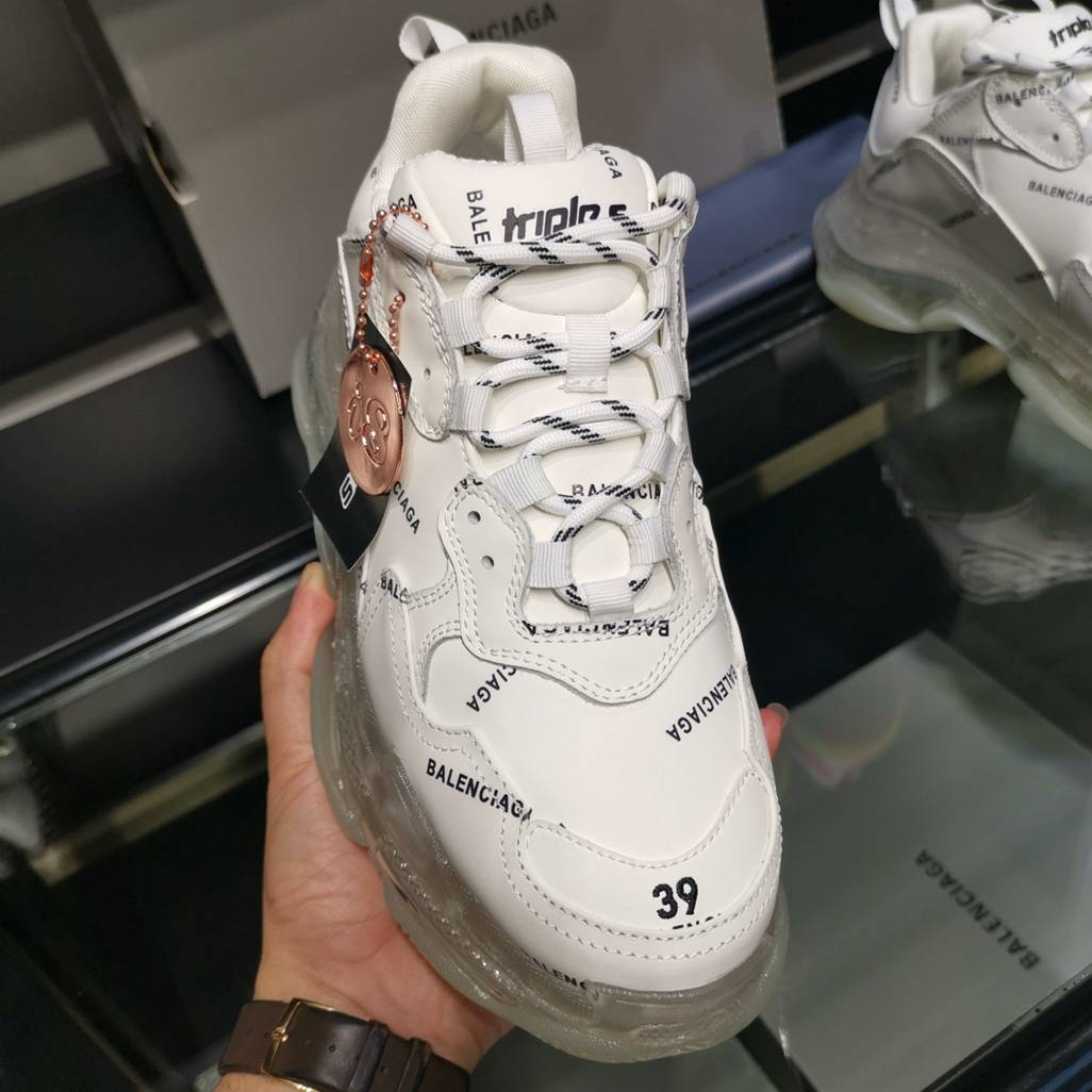 Balenciaga Triple S